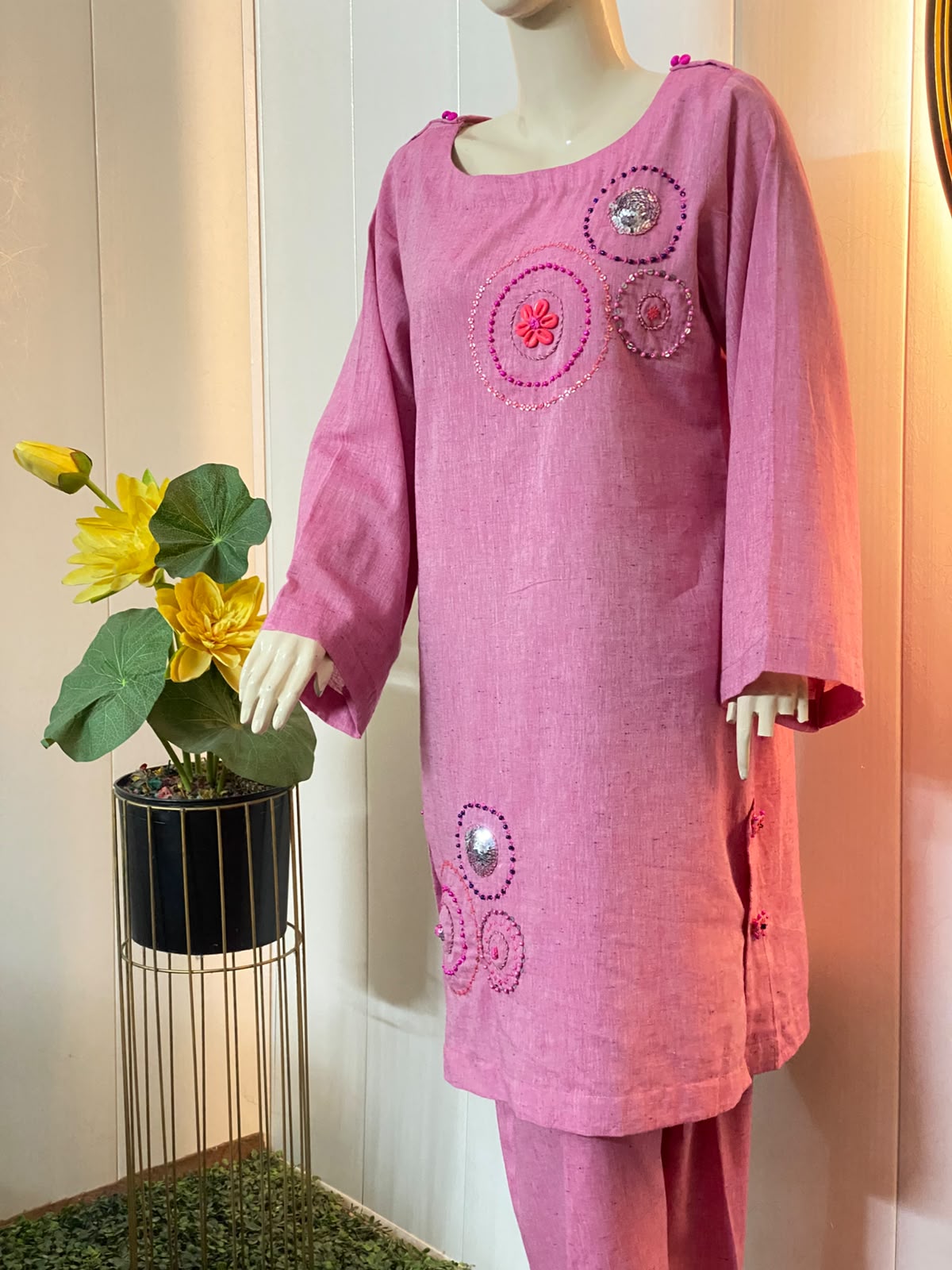 Pink straight-cut shirt with hand embellishment - Image 3
