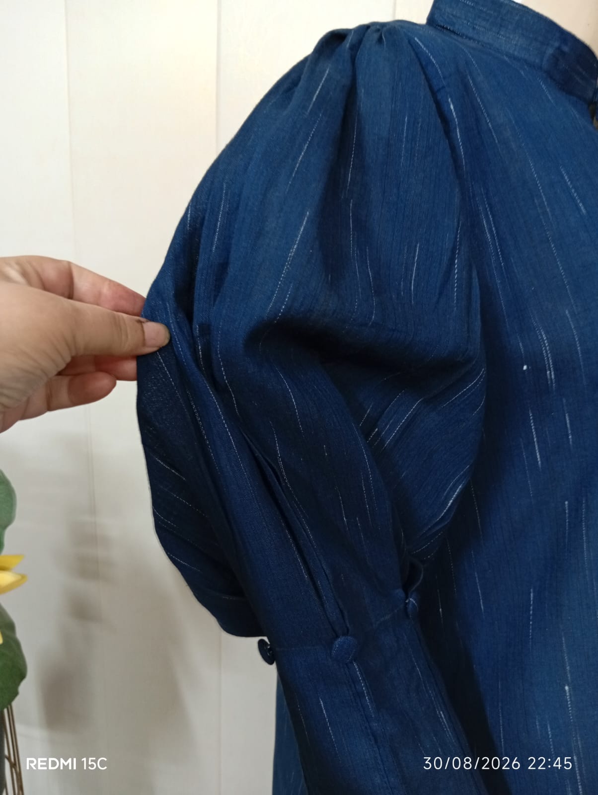 Balloon-style Sleeves and Trouser in Khaddar Fabric - Image 3